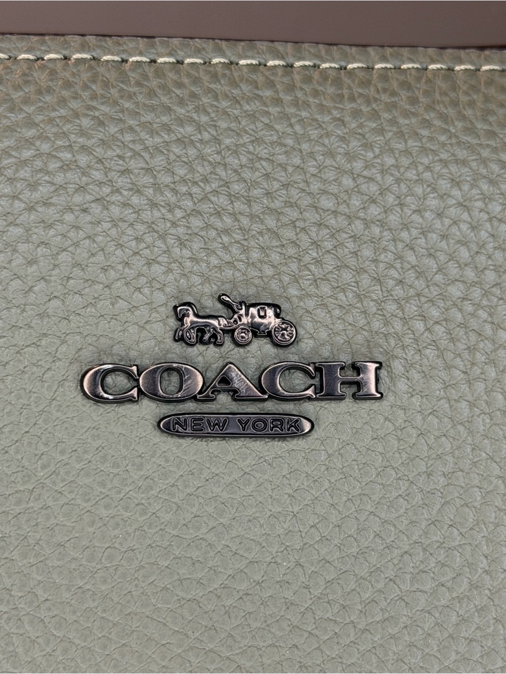 Coach Central Tote with Zip - Picture 4 of 15
